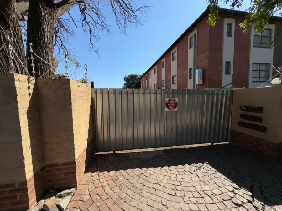 2 Bedroom Property for Sale in Rustenburg Central North West